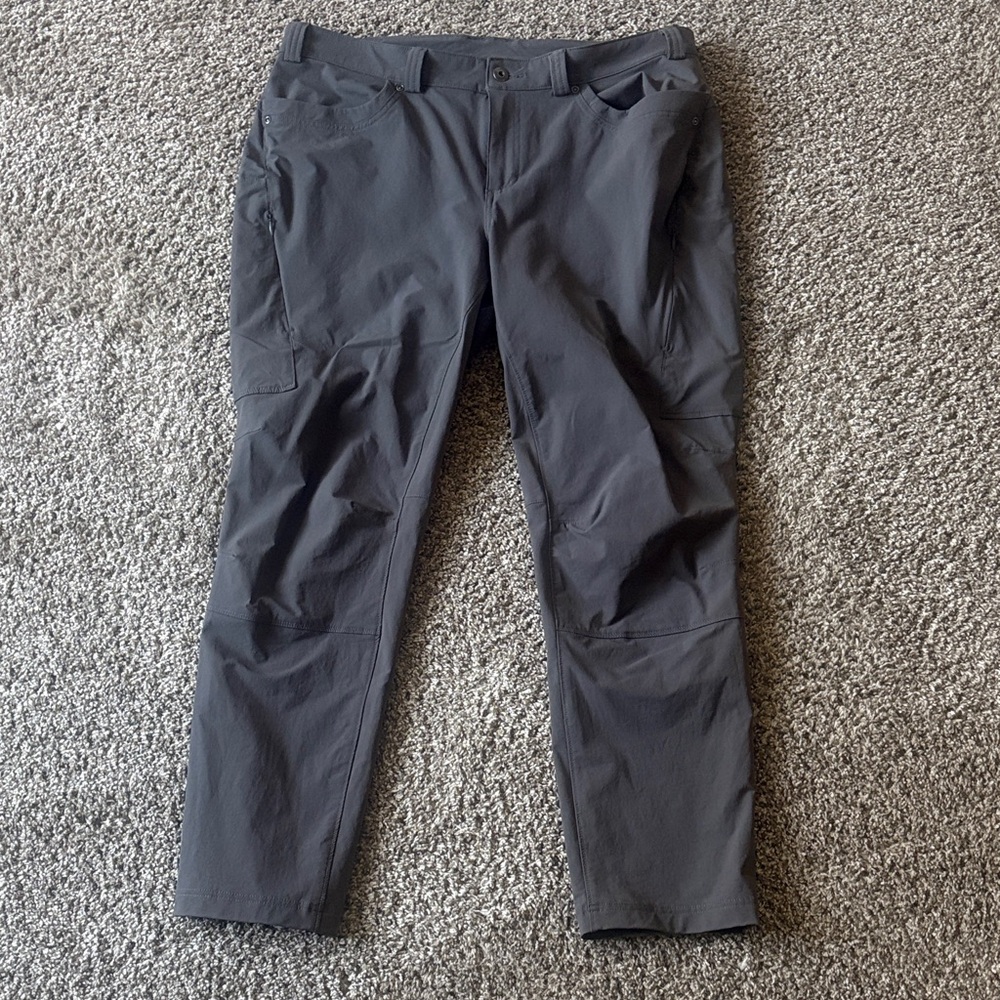 Duluth Trading Co Flexpedition Pants - Sz 16 x 29 inseam